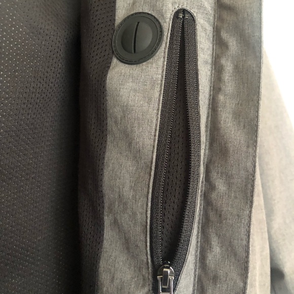 Champions Light Ladies Rain Jacket - Picture 4 of 4